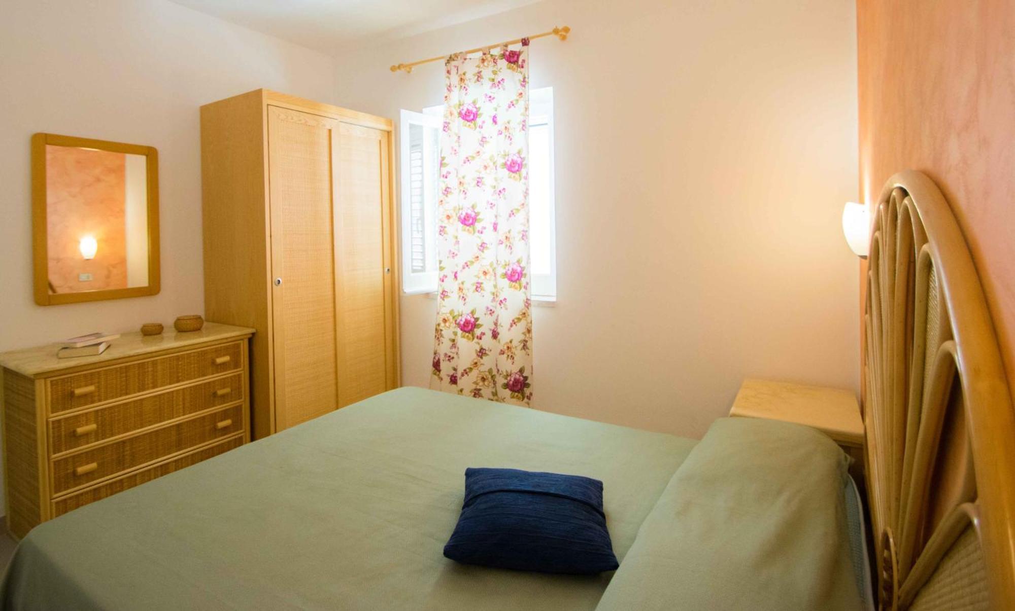 Hotel Resort Rocca Di Vadaro Капо Ватикано Стая снимка